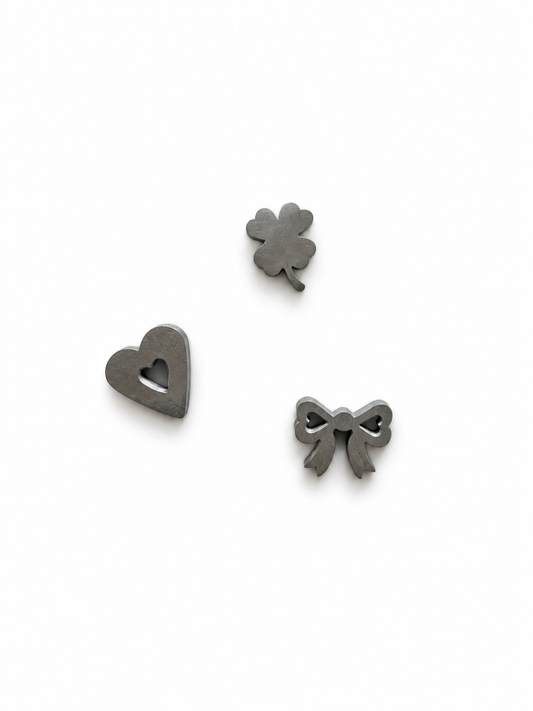 Matcha Sifter Weight - Lucky Clover Heart Bow